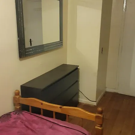 Privat bolig Rowland Rd *